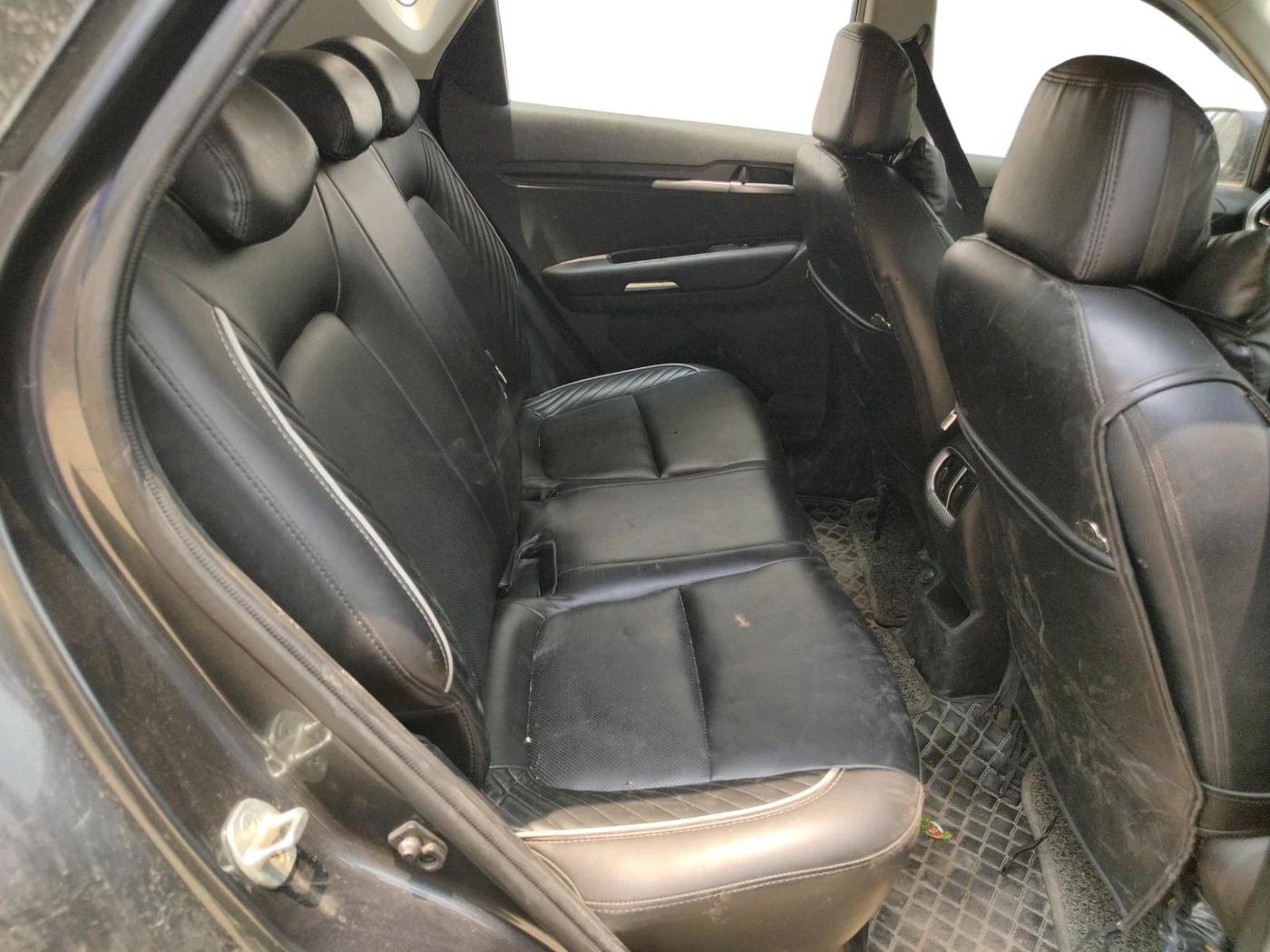 2023 KIA SONET HTK PLUS 1.0 IMT, Petrol, Manual, 23,773 km, interior