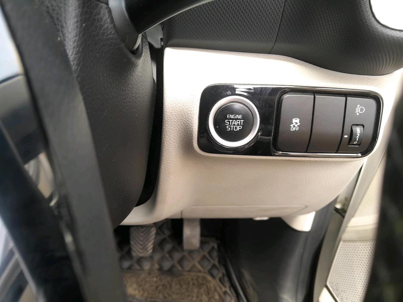 2023 KIA SONET HTX 1.5, Diesel, Manual, 29,265 km, interior