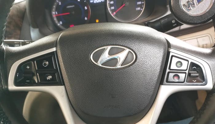 2013 Hyundai Verna FLUIDIC 1.6 CRDI EX, Diesel, Manual, 1,25,264 km, interior