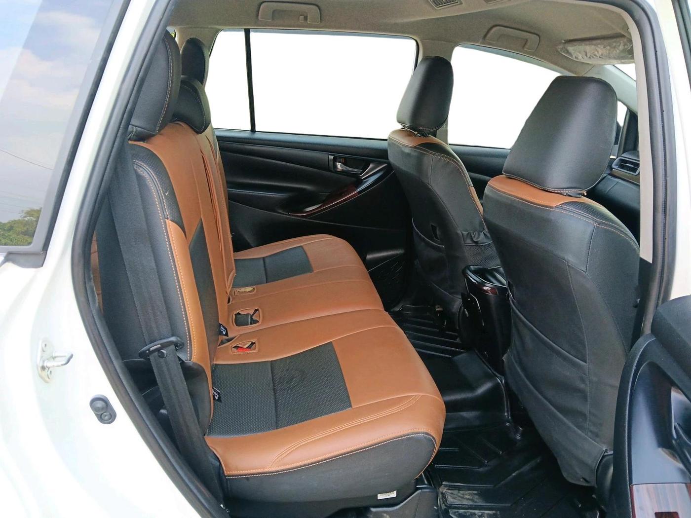 2022 Toyota Innova Crysta 2.7 GX AT 8 STR, Petrol, Automatic, 65,000 km, interior