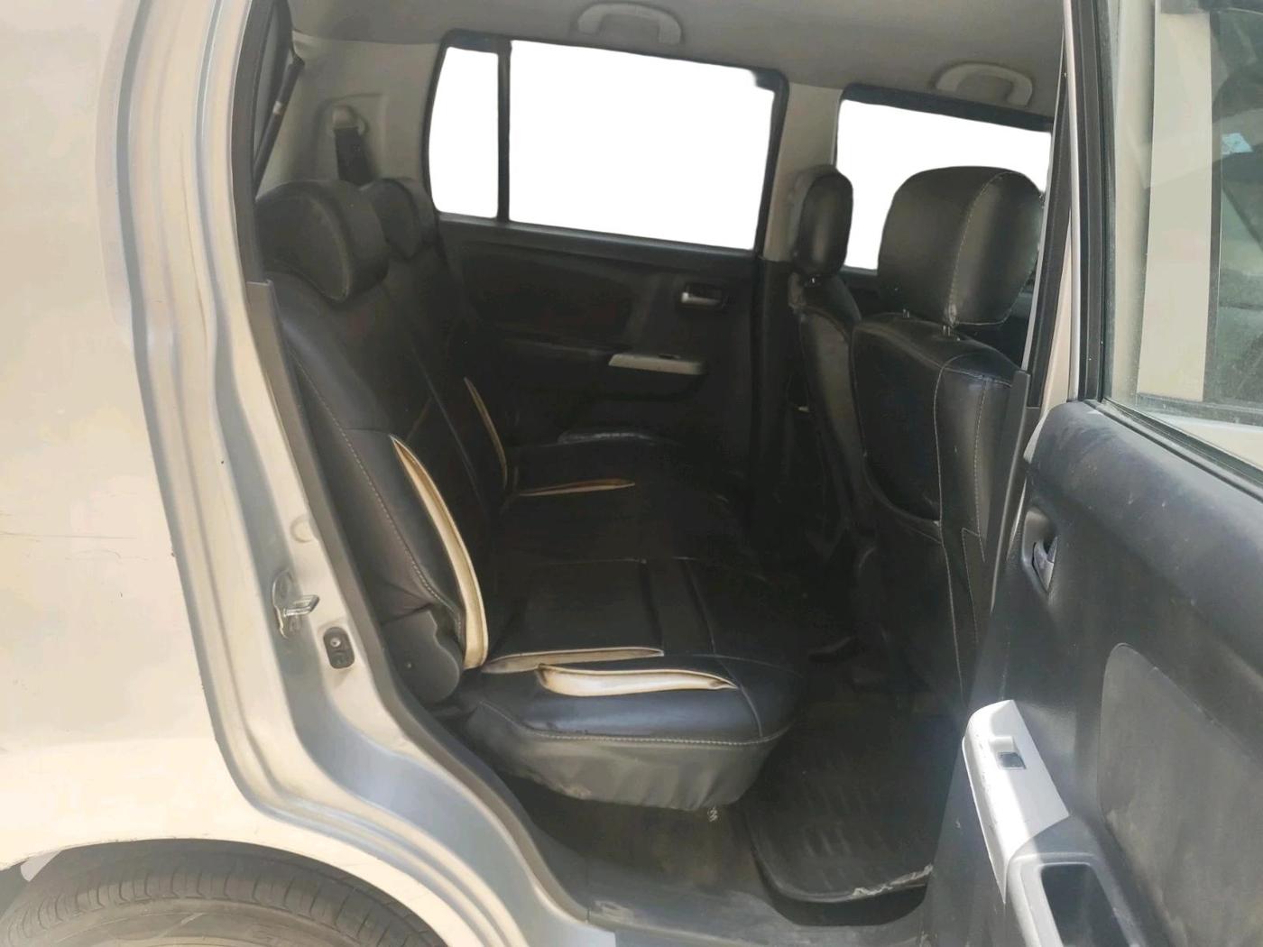 2012 Maruti Wagon R 1.0 VXI, Petrol, Manual, 1,00,288 km, interior