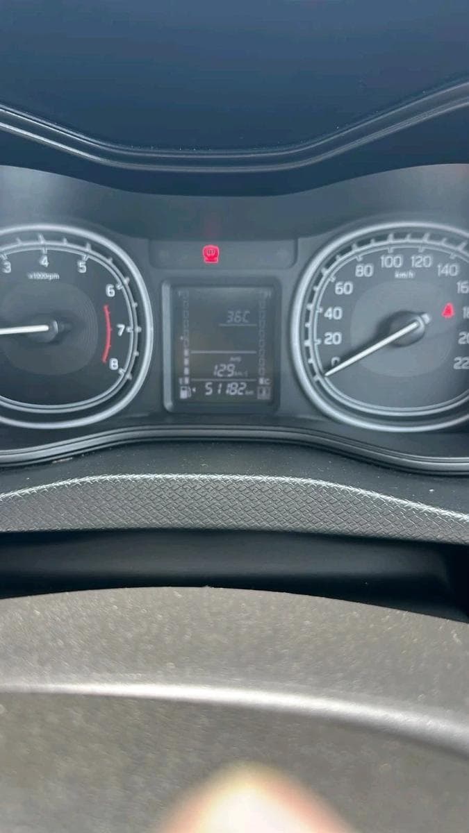 2020 Maruti Vitara Brezza ZXI, Petrol, Manual, 51,182 km, interior