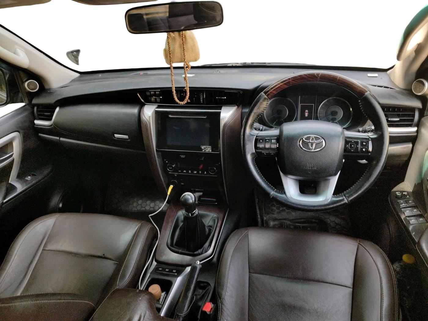 2017 Toyota Fortuner 2.8 4X2 MT, Diesel, Manual, 1,37,509 km, interior