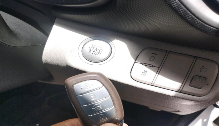 2025 Hyundai VENUE SX 1.5 CRDI, Diesel, Manual, 22,678 km, interior