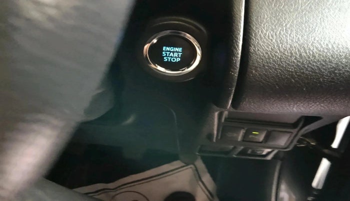 2021 Toyota Innova Crysta 2.4 VX 8 STR, Diesel, Manual, 23,338 km, interior