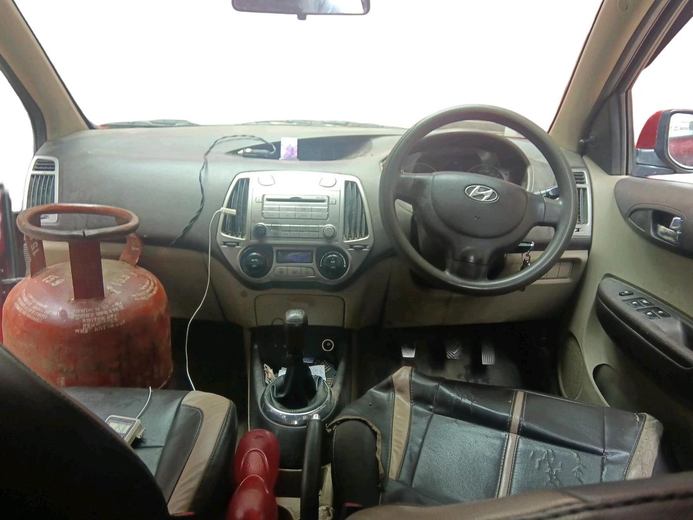 2011 Hyundai i20 MAGNA 1.4 CRDI, Diesel, Manual, 1,26,513 km, interior
