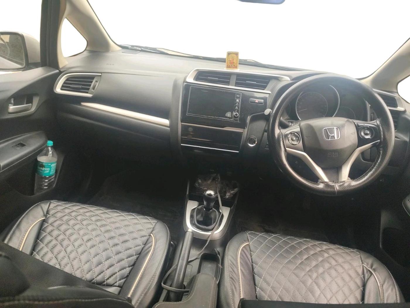 2018 Honda WR-V 1.5L I-DTEC VX MT, Diesel, Manual, 1,72,537 km, interior