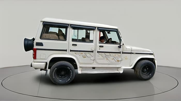 2013 Mahindra Bolero ZLX BS IV, Diesel, Manual, 73,803 km, exterior