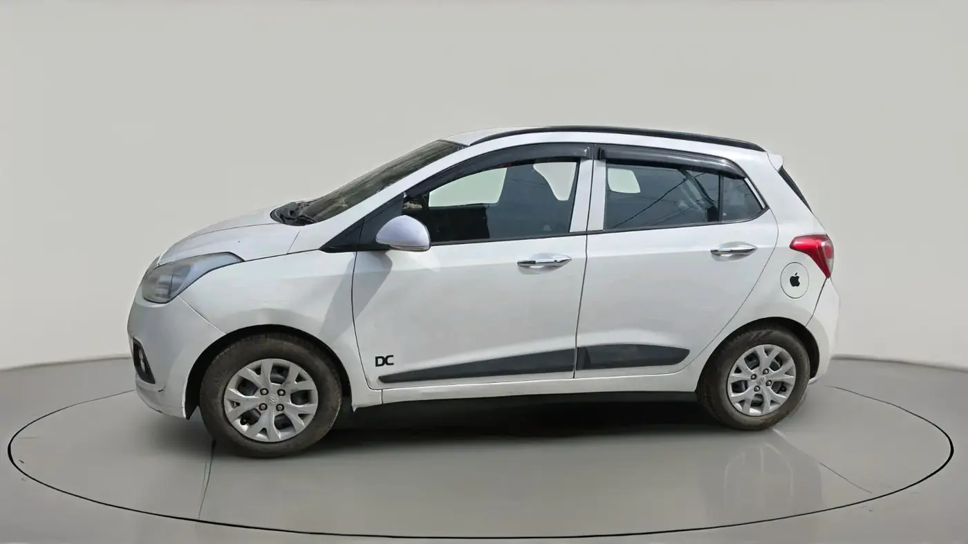2014 Hyundai Grand i10 SPORTZ 1.2 KAPPA VTVT, Petrol, Manual, 80,883 km, exterior