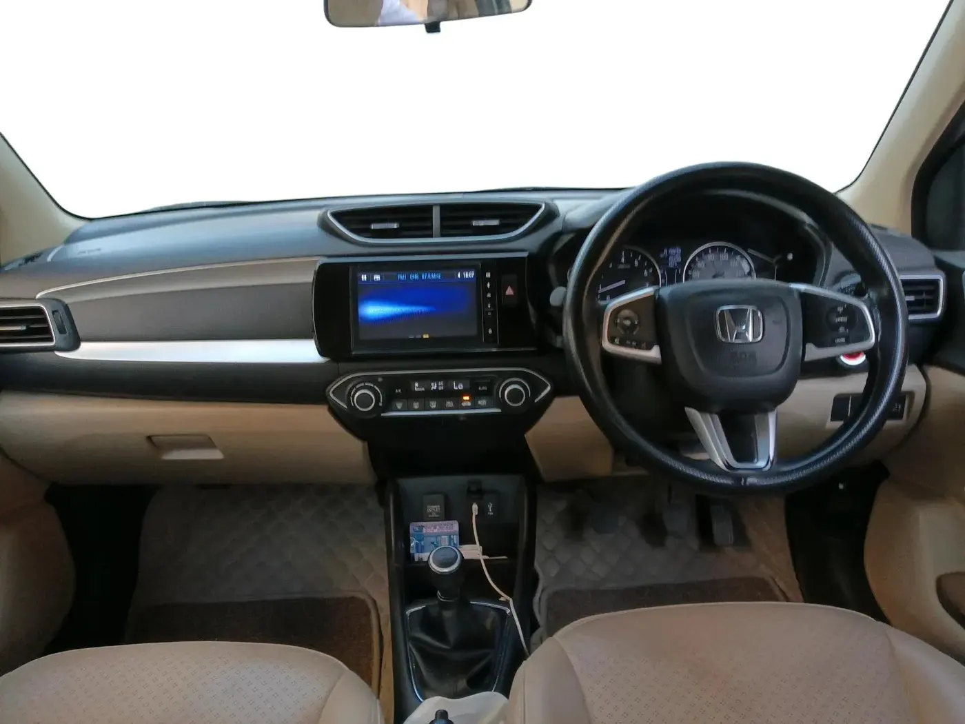 2024 Honda Amaze 1.2L I-VTEC VX, Petrol, Manual, 19,643 km, interior