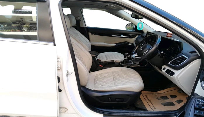 2019 KIA SELTOS HTX PLUS 1.5 DIESEL, Diesel, Manual, 2,11,440 km, interior