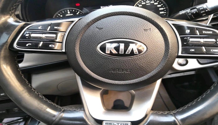 2019 KIA SELTOS HTX PLUS 1.5 DIESEL, Diesel, Manual, 2,11,440 km, interior