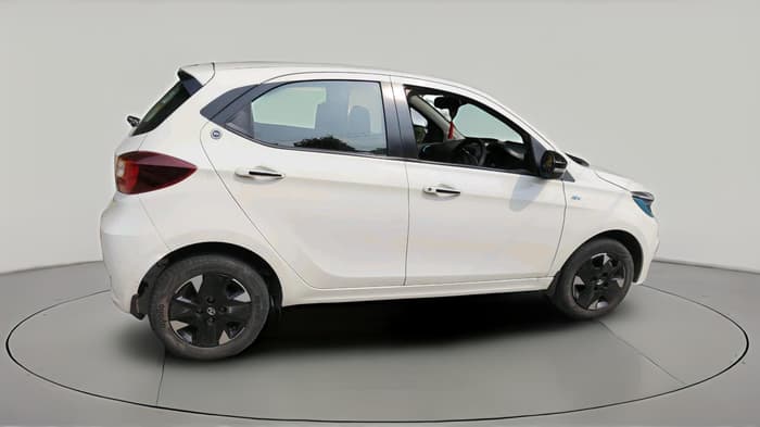 2023 Tata TIAGO EV XZ PLUS LONG RANGE, Electric, Automatic, 70,309 km, exterior