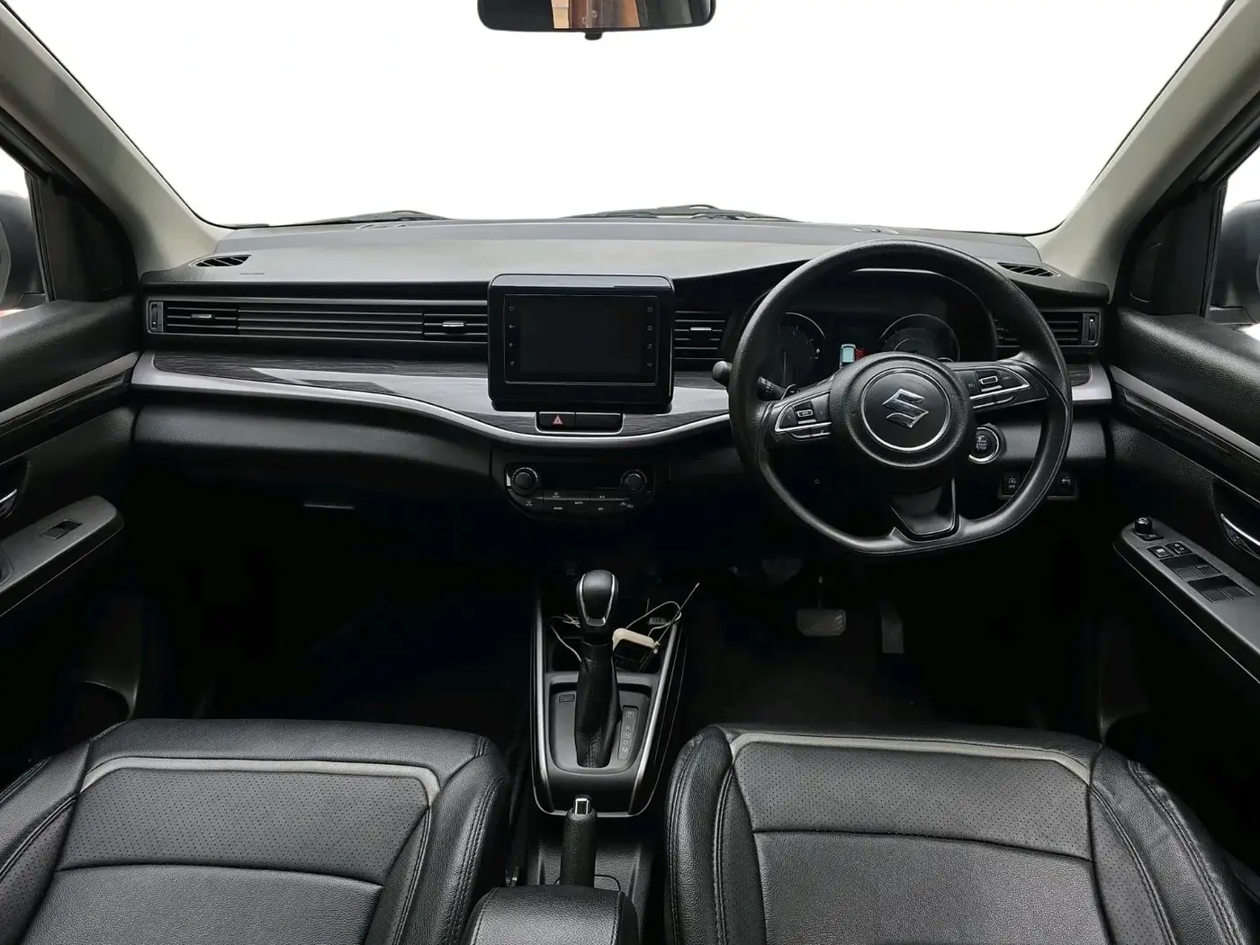 2023 Maruti XL6 ZETA AT, Petrol, Automatic, 20,690 km, interior