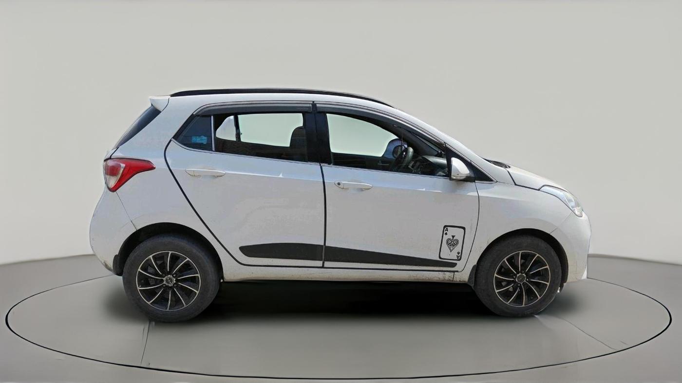 2018 Hyundai Grand i10 SPORTZ 1.2 KAPPA VTVT, Petrol, Manual, 10,317 km, exterior