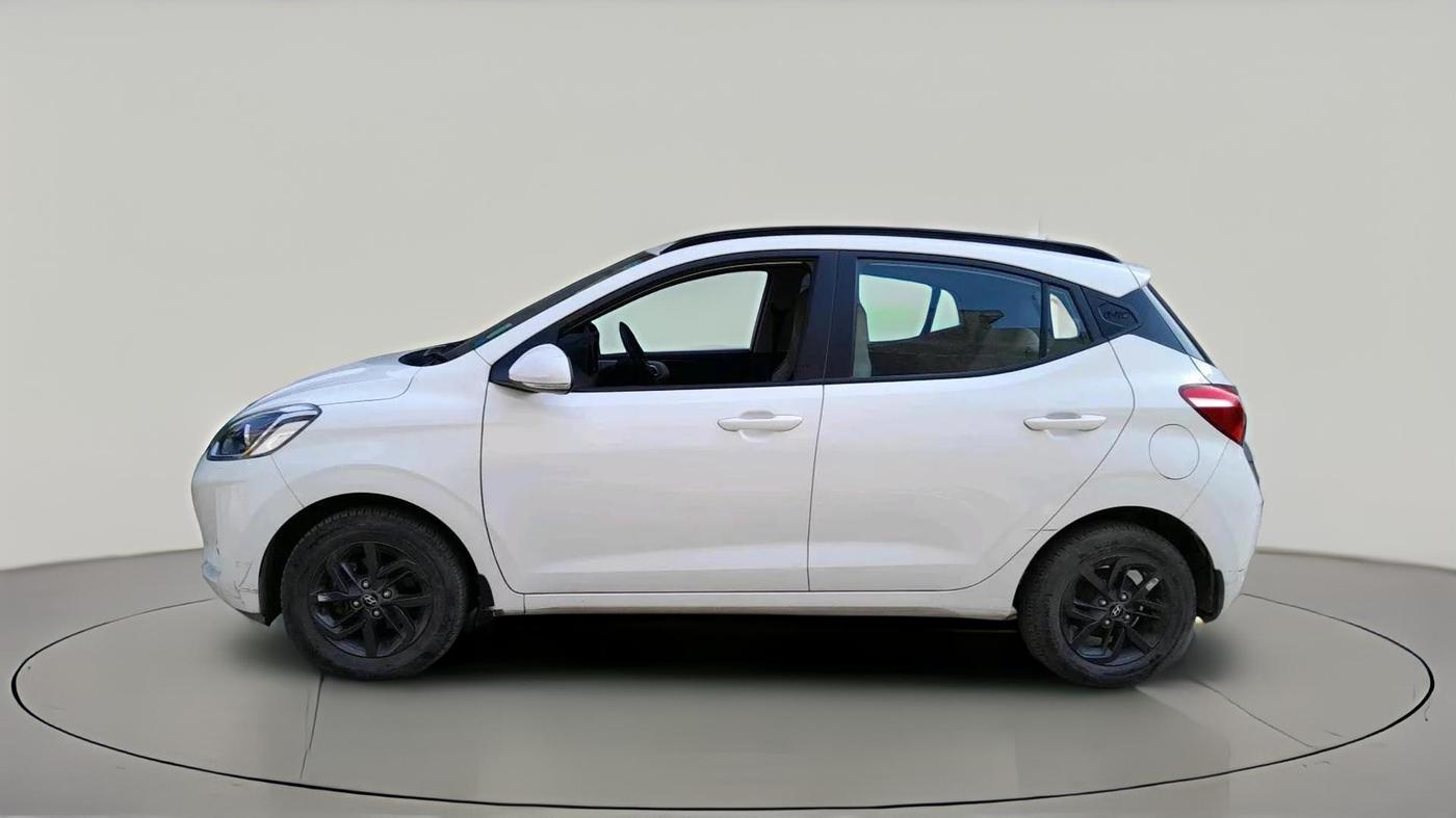 2022 Hyundai GRAND I10 NIOS SPORTZ AMT 1.2 KAPPA VTVT, Petrol, Automatic, 21,967 km, exterior