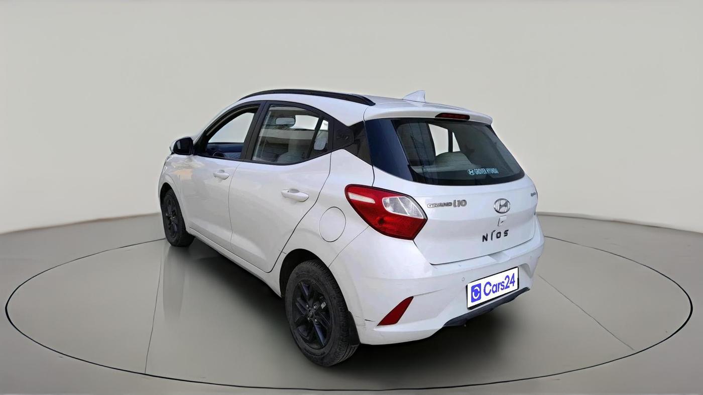 2022 Hyundai GRAND I10 NIOS SPORTZ AMT 1.2 KAPPA VTVT, Petrol, Automatic, 21,967 km, exterior