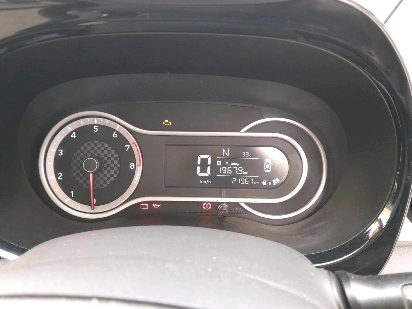 2022 Hyundai GRAND I10 NIOS SPORTZ AMT 1.2 KAPPA VTVT, Petrol, Automatic, 21,967 km, interior