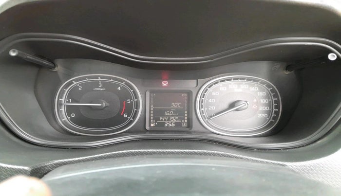 2017 Maruti Vitara Brezza ZDI PLUS DUAL TONE, Diesel, Manual, 1,44,192 km, interior