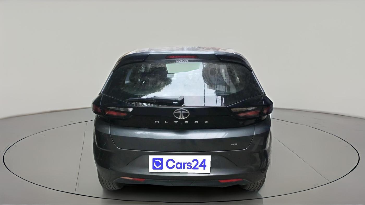 2023 Tata ALTROZ XZA, Petrol, Automatic, 1,06,862 km, exterior