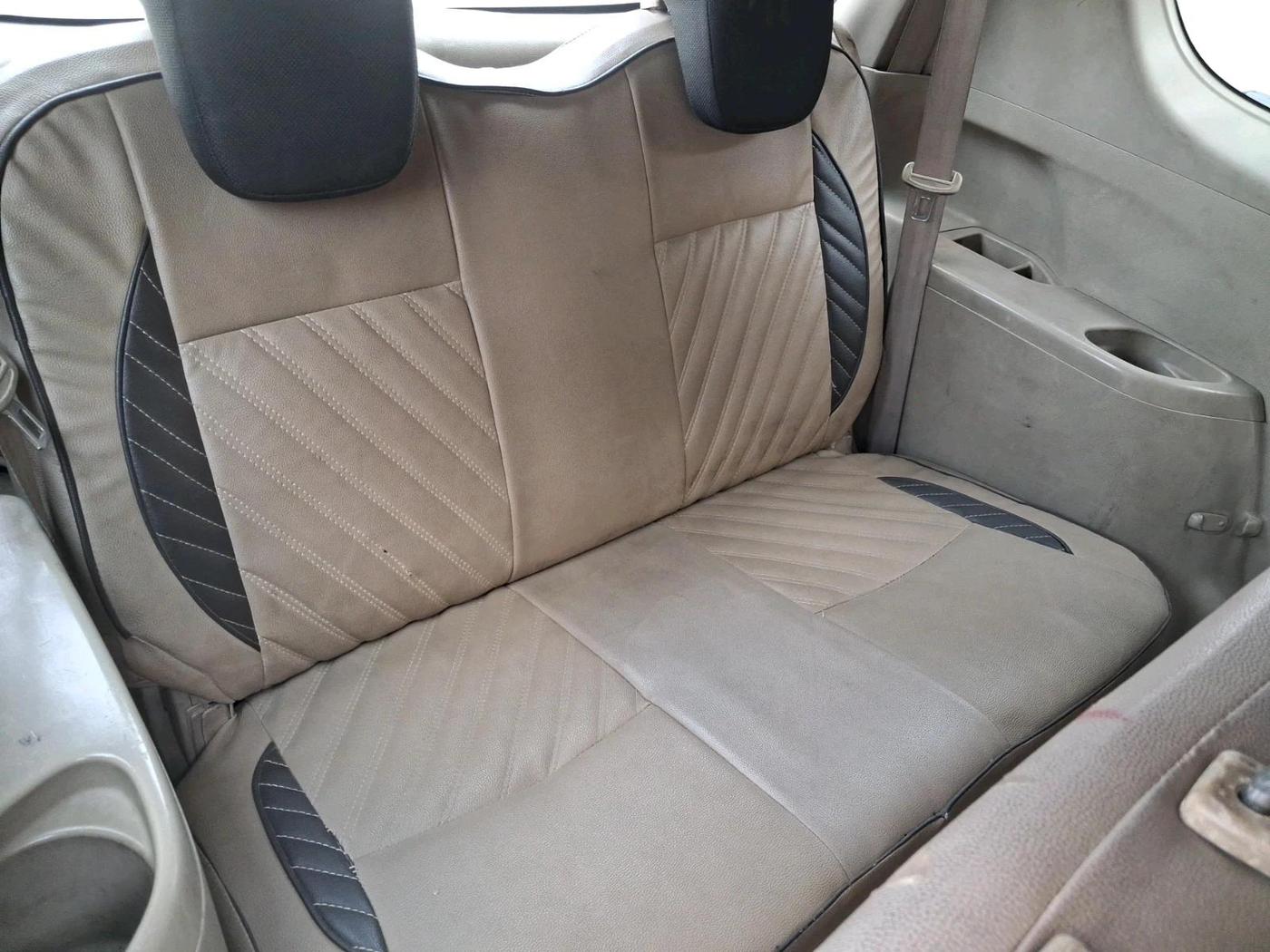 2013 Maruti Ertiga VDI, Diesel, Manual, 1,30,519 km, interior