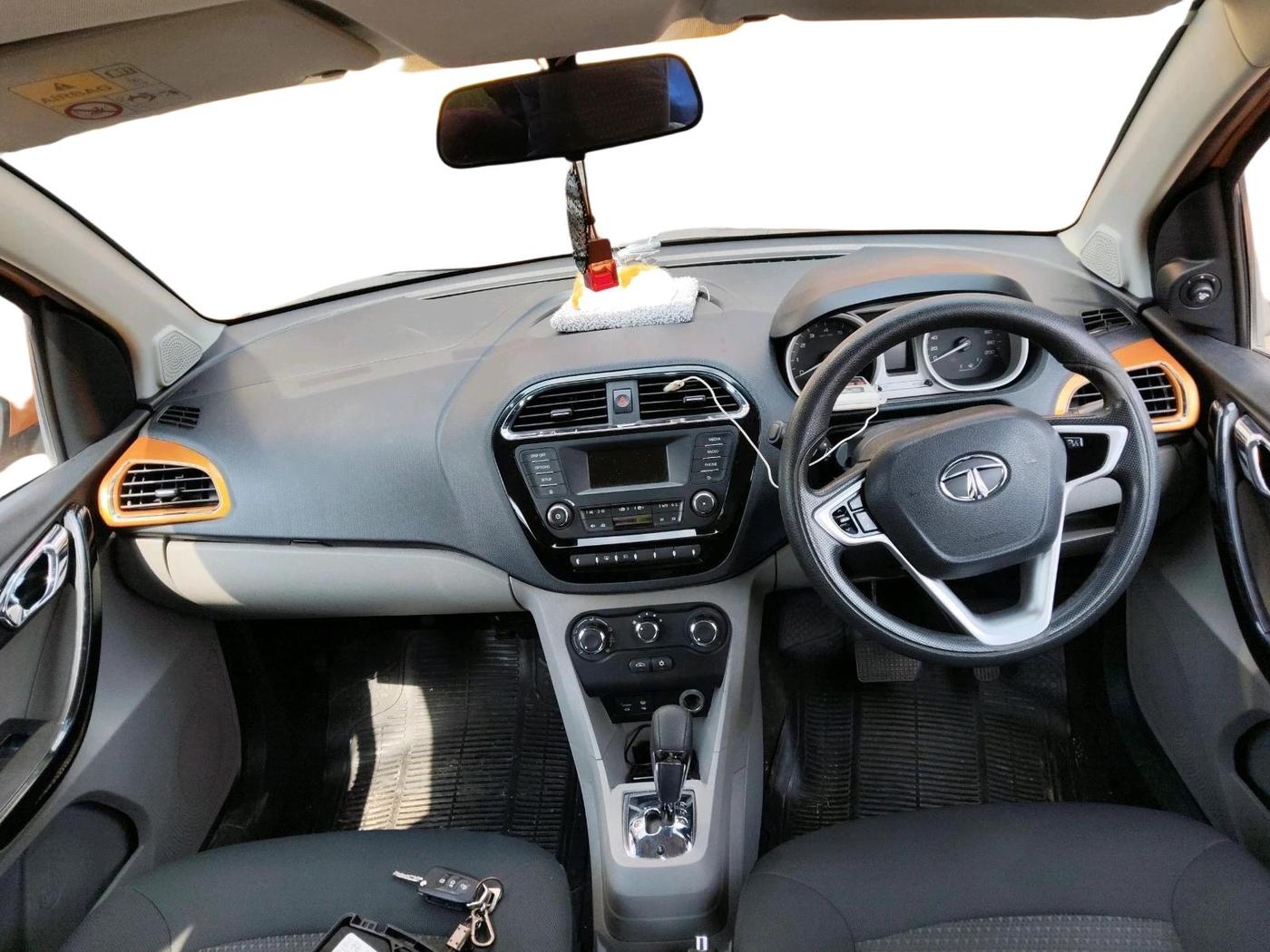 2017 Tata Tiago XZA PETROL, Petrol, Automatic, 80,551 km, interior