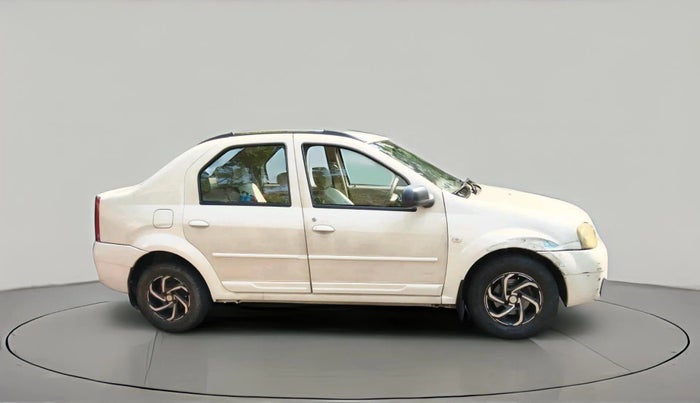 2011 Mahindra Verito 1.5 D6, Diesel, Manual, 61,205 km, exterior