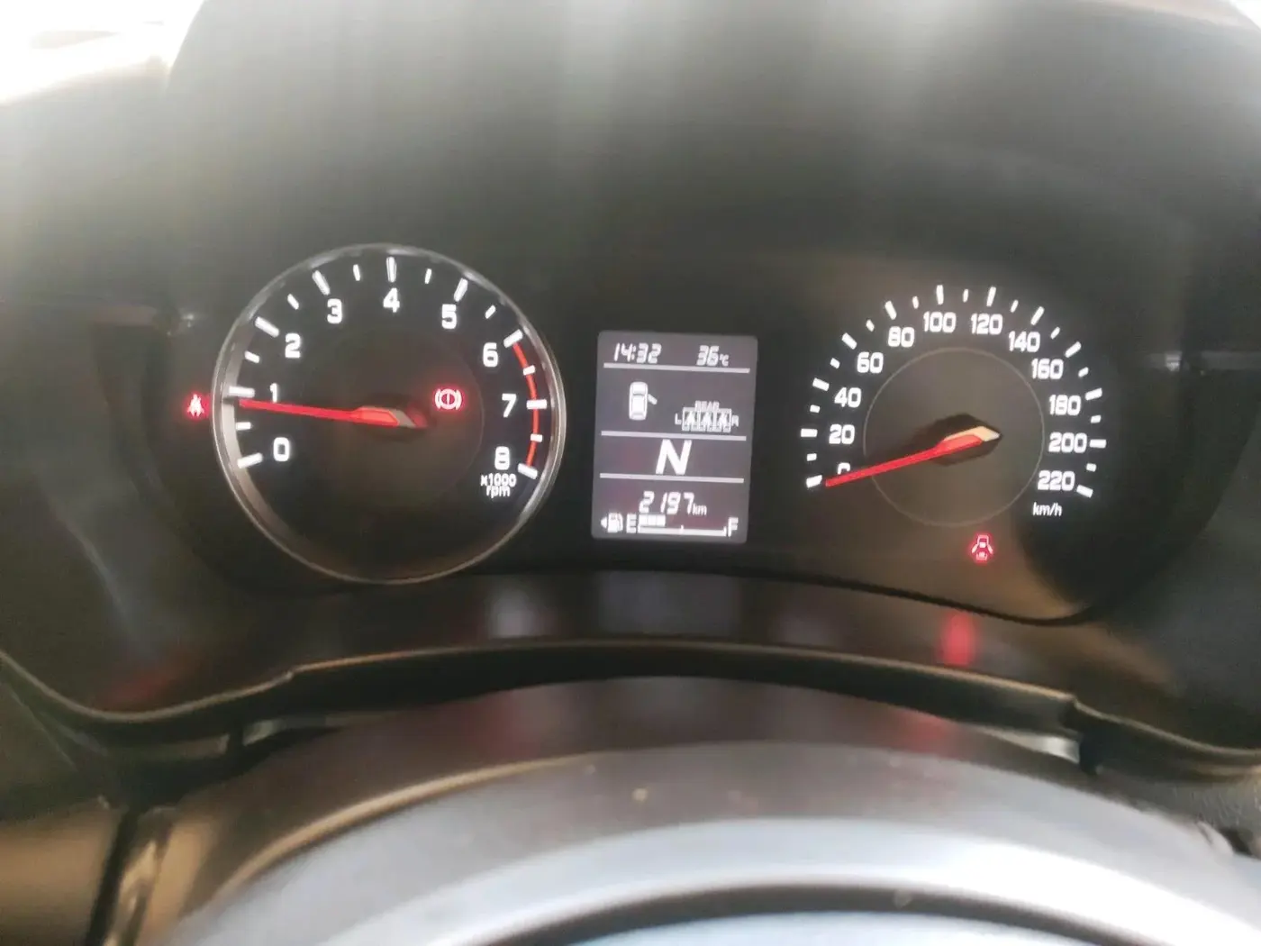 2025 Maruti Swift VXi (O) AMT, Petrol, Automatic, 2,197 km, interior