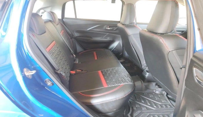 2025 Maruti Swift VXi (O) AMT, Petrol, Automatic, 2,197 km, interior