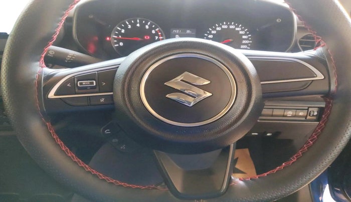 2025 Maruti Swift VXi (O) AMT, Petrol, Automatic, 2,197 km, interior