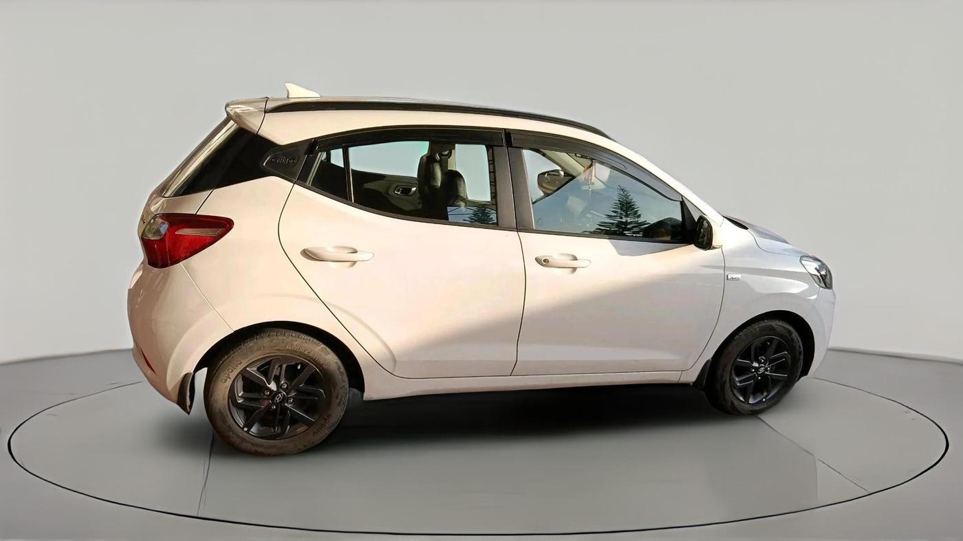 2020 Hyundai GRAND I10 NIOS SPORTZ U2 AMT 1.2 CRDI, Diesel, Automatic, 77,863 km, exterior