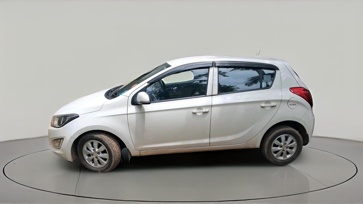 2014 Hyundai i20 SPORTZ 1.2, Petrol, Manual, 41,393 km, exterior