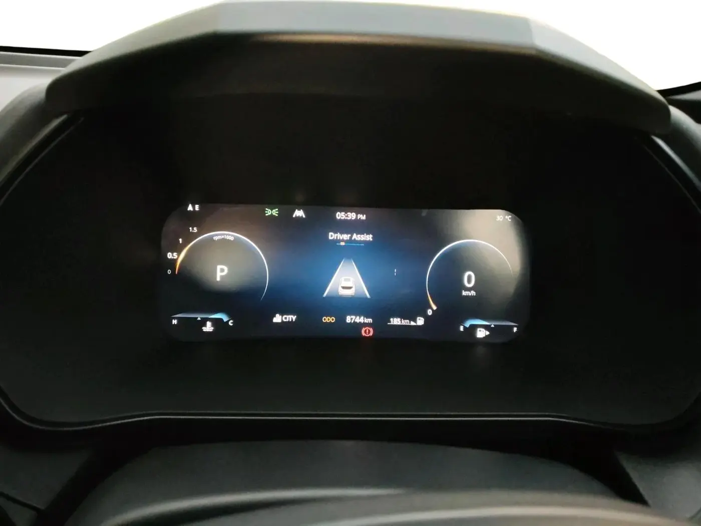 2024 Tata Harrier FEARLESS PLUS DARK EDITION AT, Diesel, Automatic, 8,744 km, interior