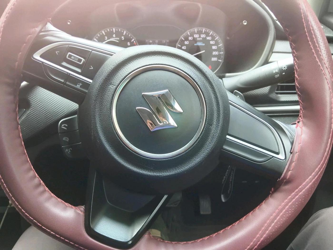 2024 Maruti BREZZA VXI AT SMART HYBRID, Petrol, Automatic, 19,526 km, interior