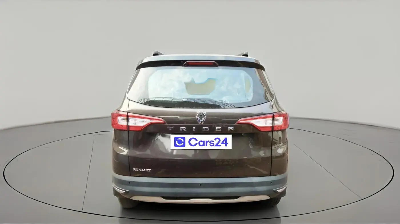 2022 Renault TRIBER RXT, Petrol, Manual, 25,508 km, exterior