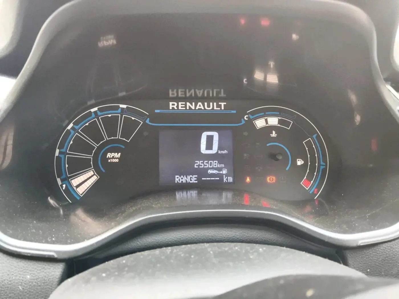 2022 Renault TRIBER RXT, Petrol, Manual, 25,508 km, interior
