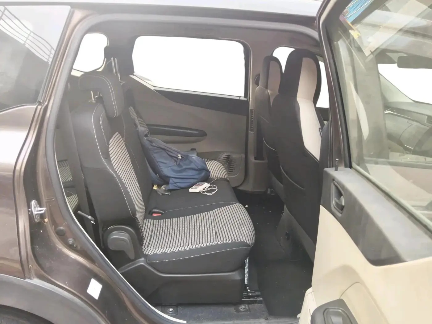 2022 Renault TRIBER RXT, Petrol, Manual, 25,508 km, interior