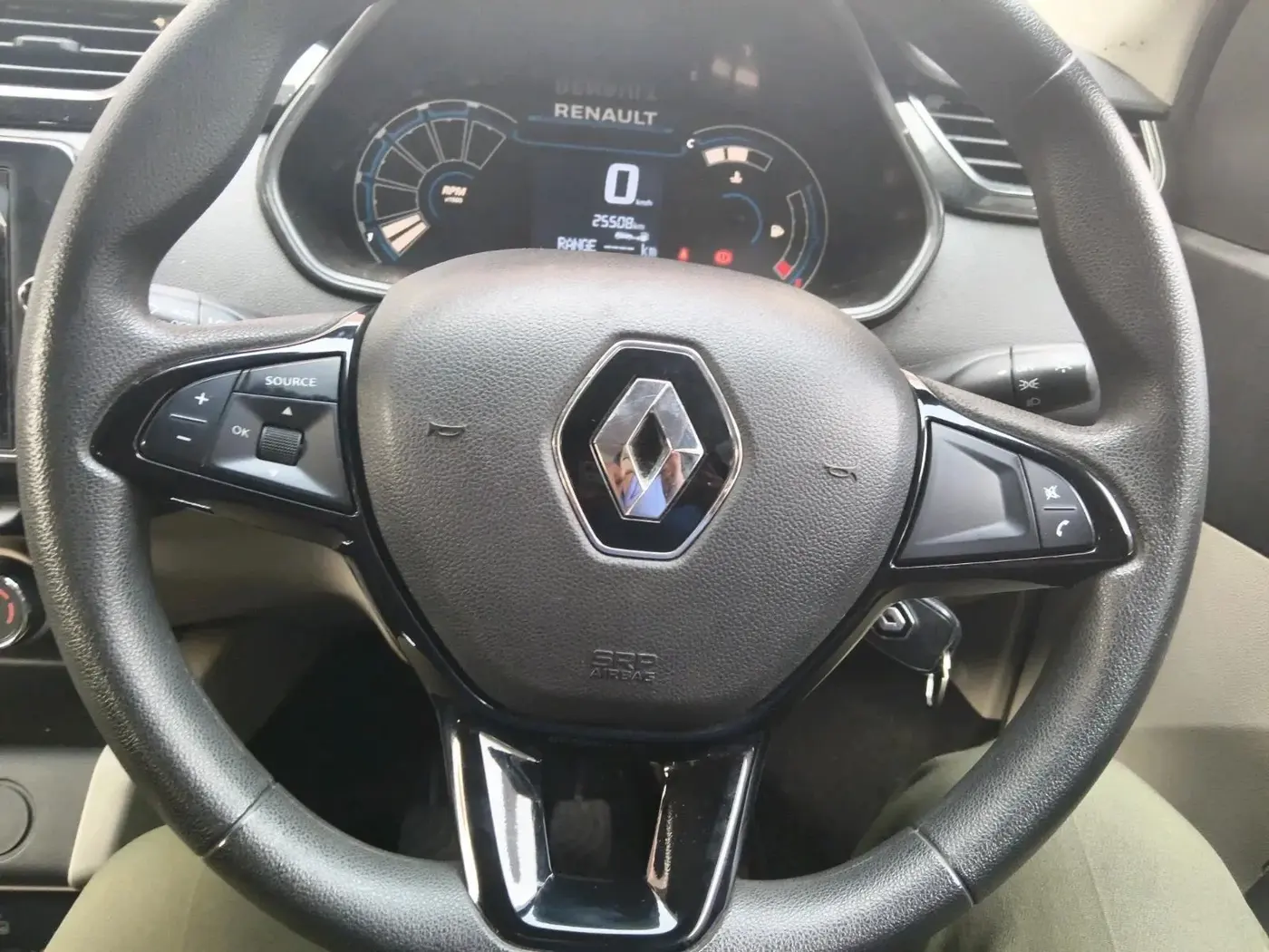2022 Renault TRIBER RXT, Petrol, Manual, 25,508 km, interior