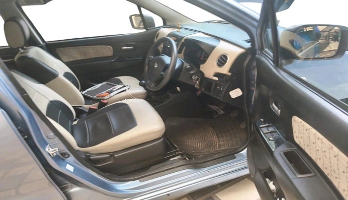 2017 Maruti Wagon R 1.0 VXI+ (O) MT, Petrol, Manual, 17,595 km, interior