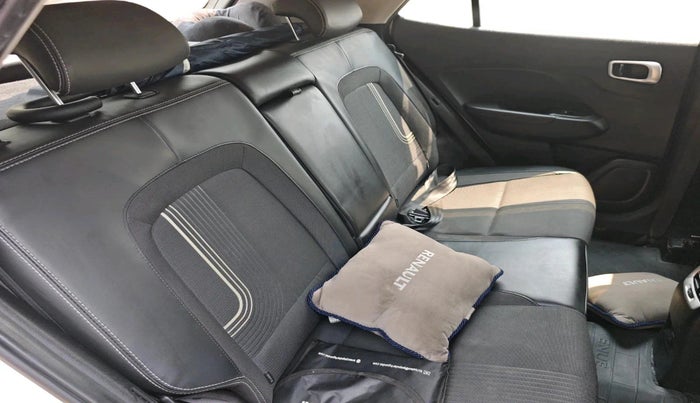 2021 Hyundai VENUE SX 1.0 (O) TURBO, Petrol, Manual, 66,006 km, interior