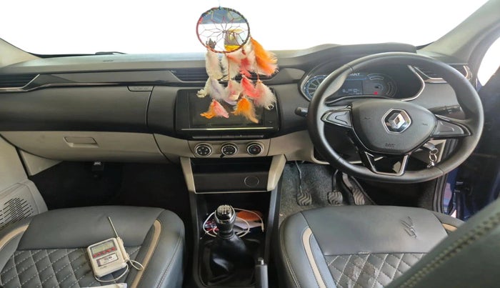 2019 Renault TRIBER RXT, Petrol, Manual, 1,00,129 km, interior