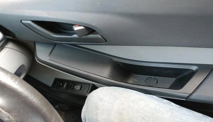 2021 Tata Tiago XE PETROL, Petrol, Manual, 59,021 km, interior