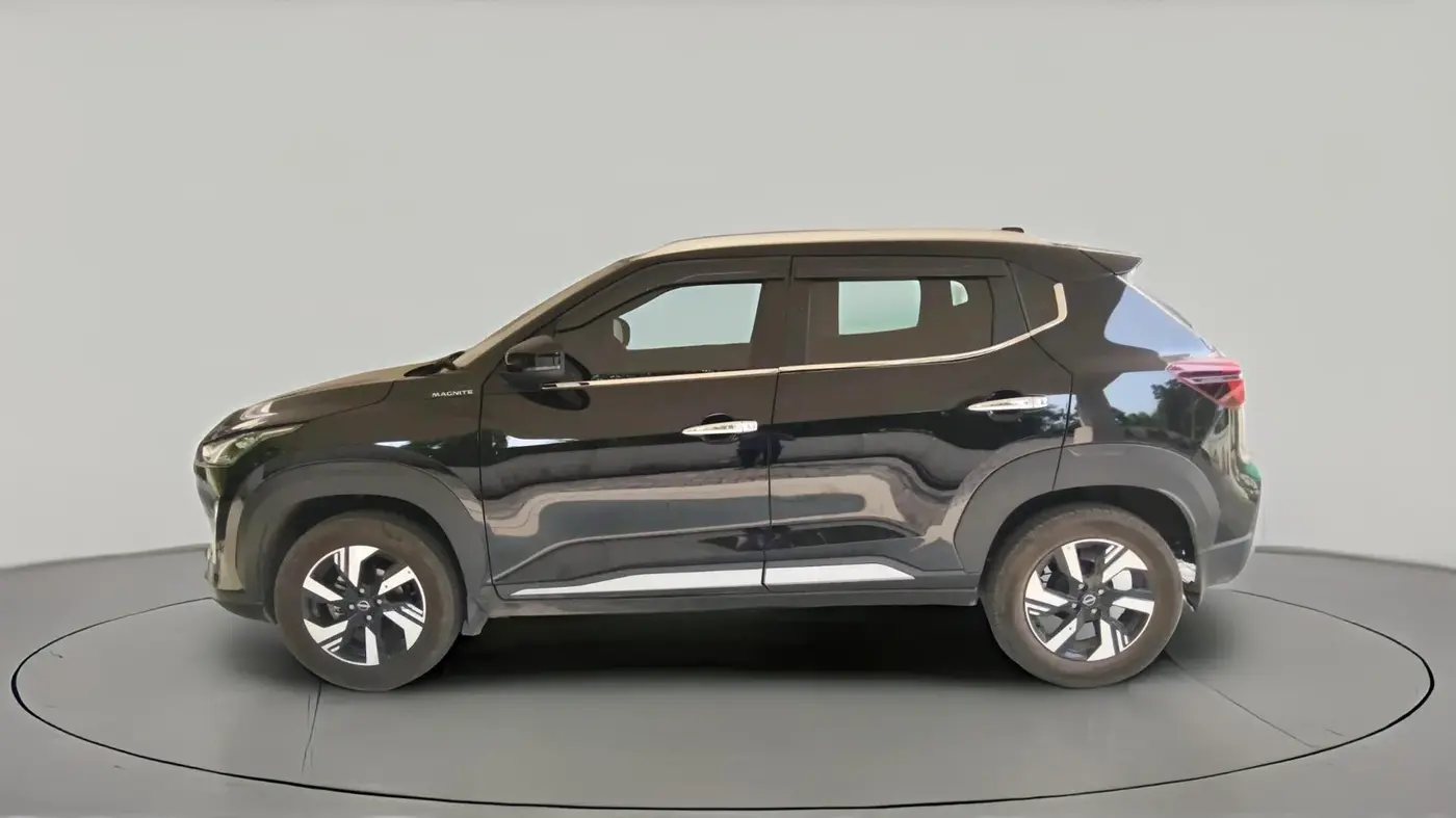 2025 Nissan MAGNITE N-Connecta B4D 1.0 Petrol AMT, Petrol, Automatic, 4,314 km, exterior