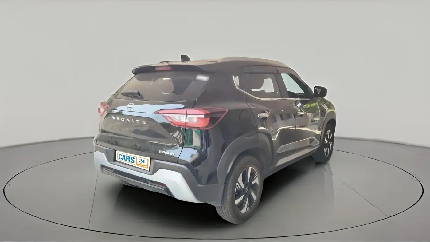 2025 Nissan MAGNITE N-Connecta B4D 1.0 Petrol AMT, Petrol, Automatic, 4,314 km, exterior