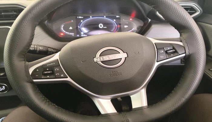 2025 Nissan MAGNITE N-Connecta B4D 1.0 Petrol AMT, Petrol, Automatic, 4,314 km, interior