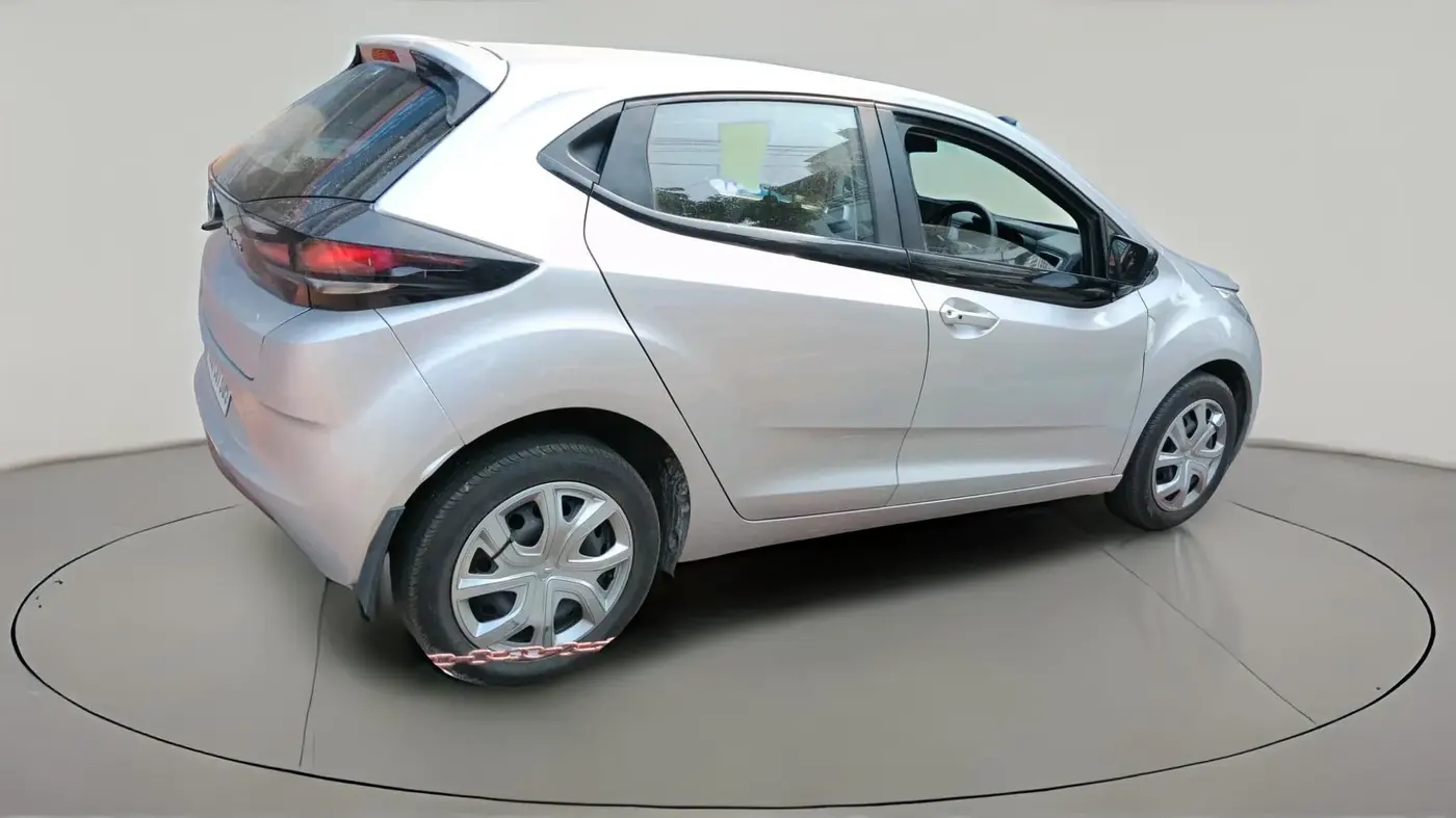 2020 Tata ALTROZ XT PETROL, Petrol, Manual, 32,068 km, exterior