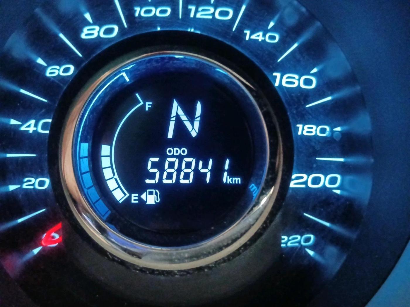 2018 Mahindra XUV500 W11 AT, Diesel, Automatic, 58,841 km, interior