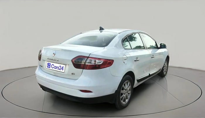 2011 Renault Fluence 1.5 E2, Diesel, Manual, 1,79,081 km, exterior