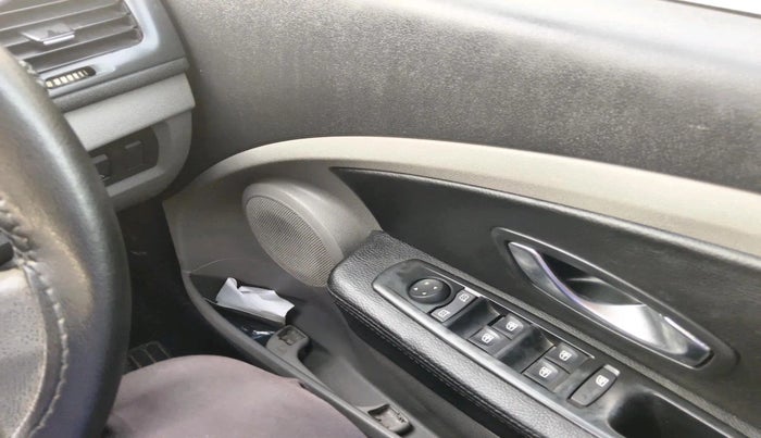 2011 Renault Fluence 1.5 E2, Diesel, Manual, 1,79,081 km, interior