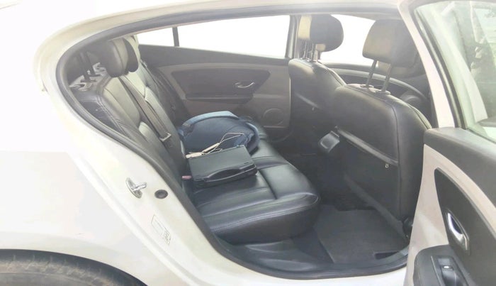 2011 Renault Fluence 1.5 E2, Diesel, Manual, 1,79,081 km, interior